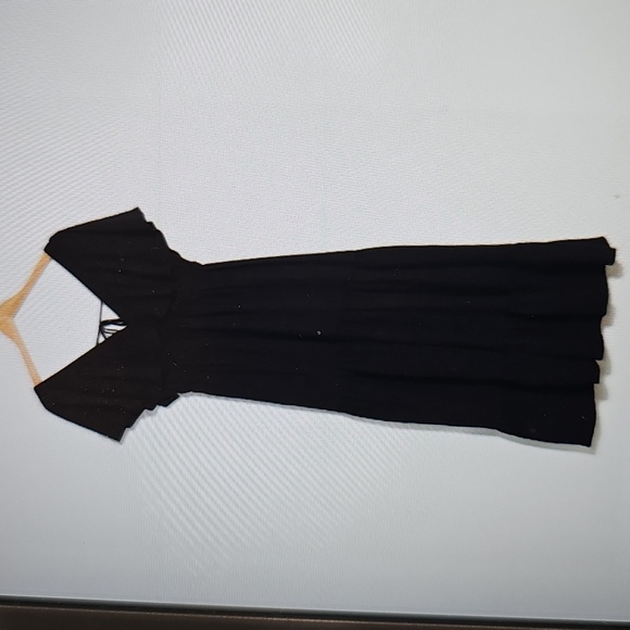 NWT Mila Mae Flutter Sleeve Tiered w Back Tie Maxi Dress Black Medium - Picture 3 of 14